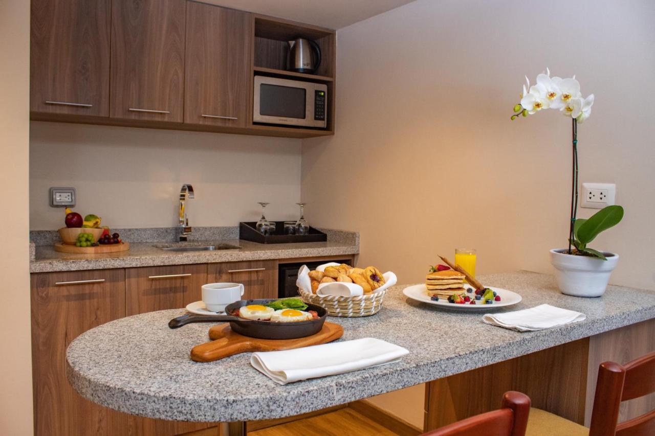Estelar Apartamentos Bellavista Лима Екстериор снимка