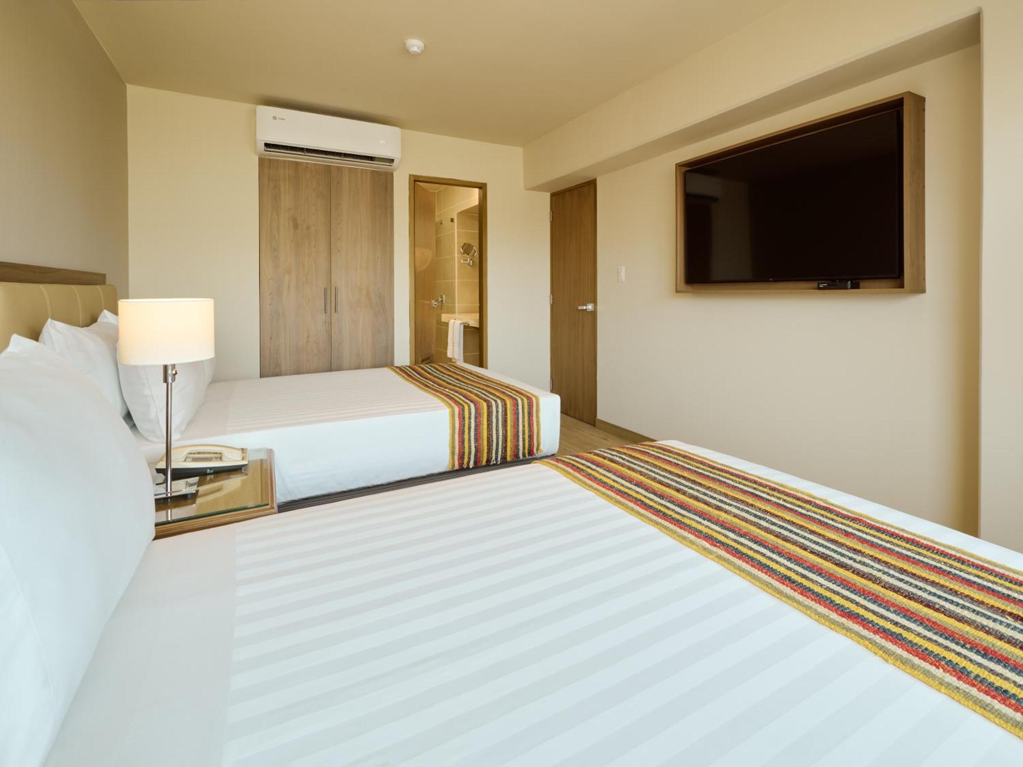Estelar Apartamentos Bellavista Лима Екстериор снимка
